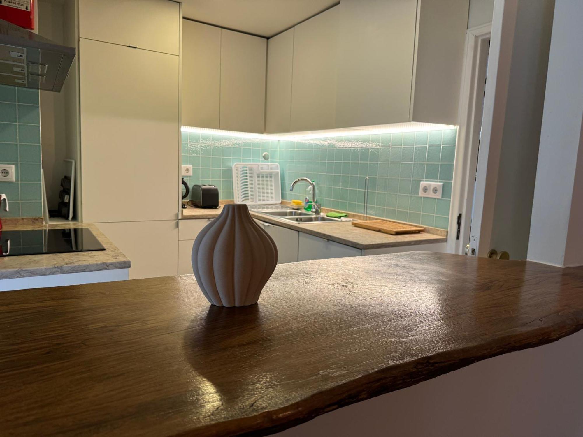 The Fancy House - Santa Catarina Apartment Lisbon Bagian luar foto
